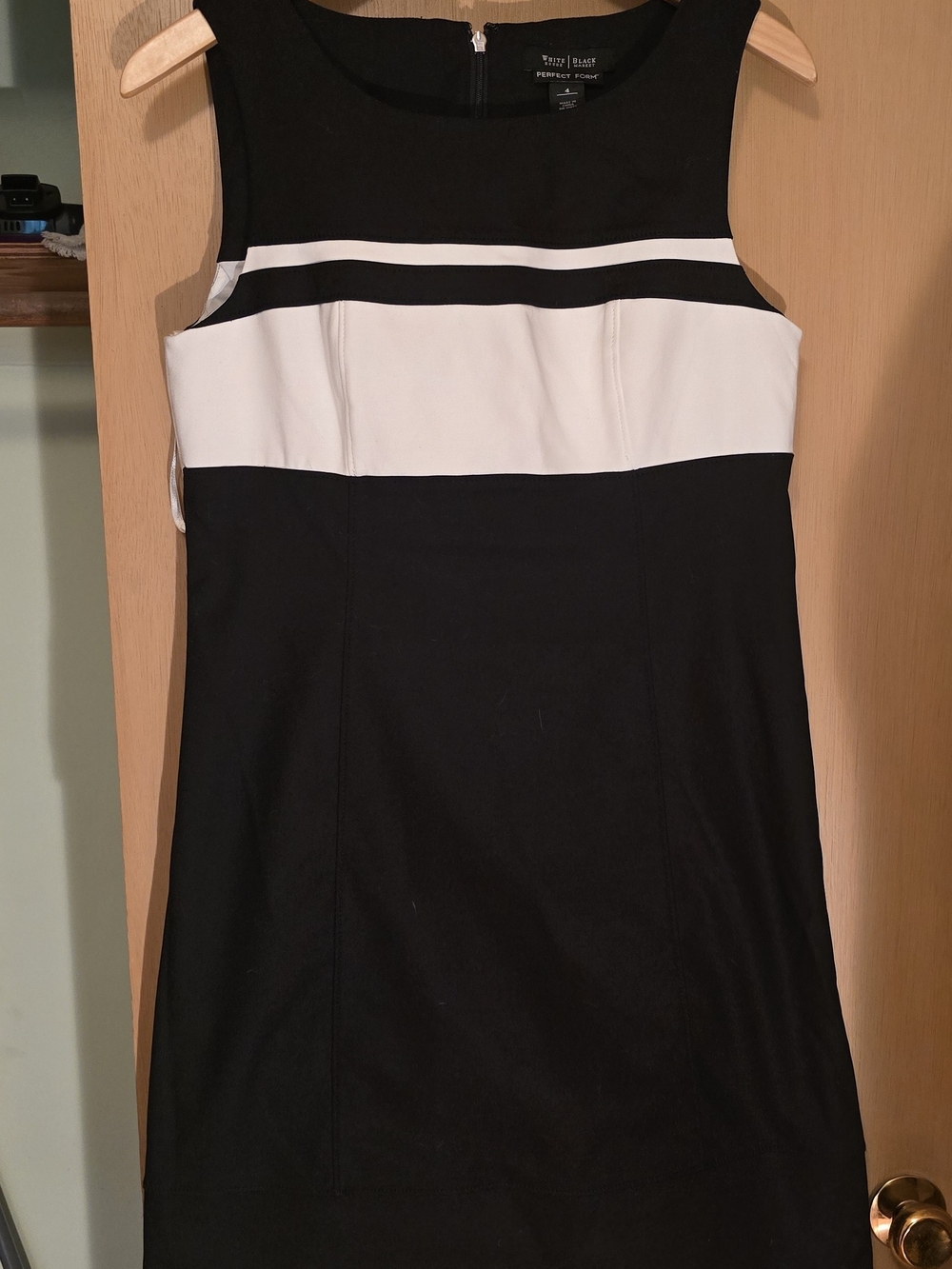 Brand NEW White House Black Market Navy White Sleeveless Sheath Dress 4